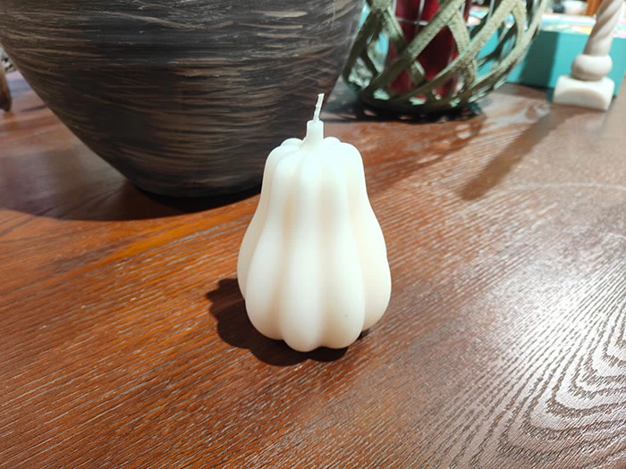 pumpkin candle